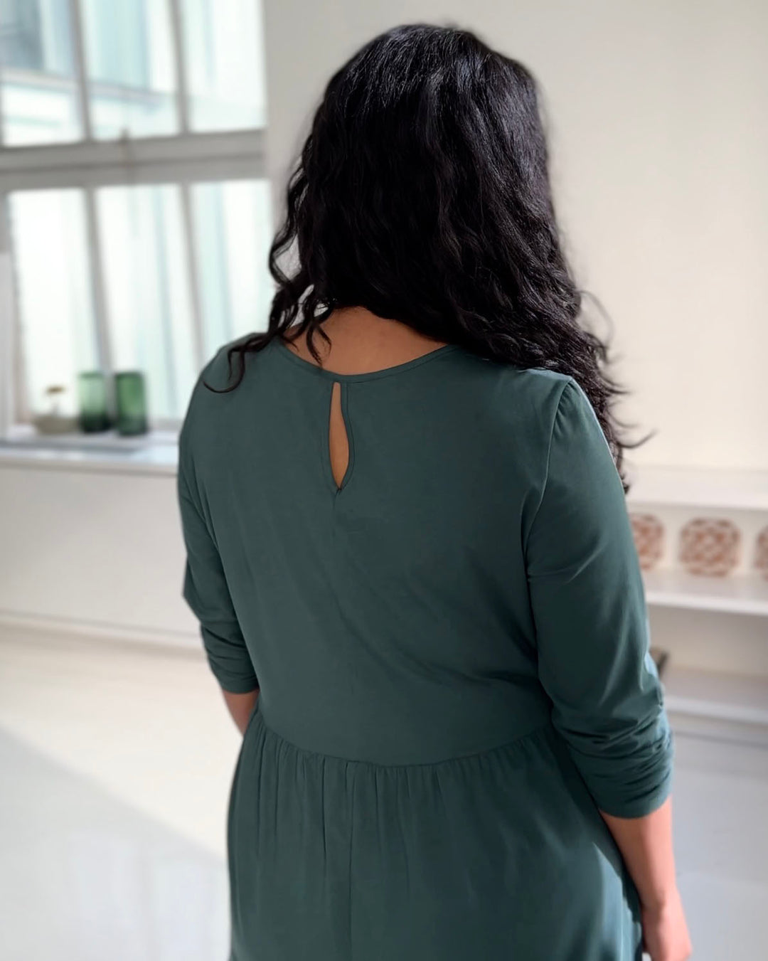 MAISIE dress in Hunter Green