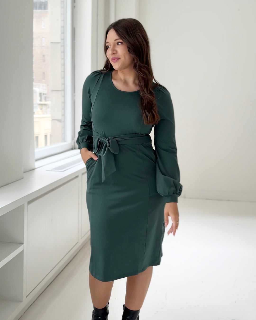 MAUDE dress in Hunter Green Elegantees MAUDE dress in Hunter Green Elegantees