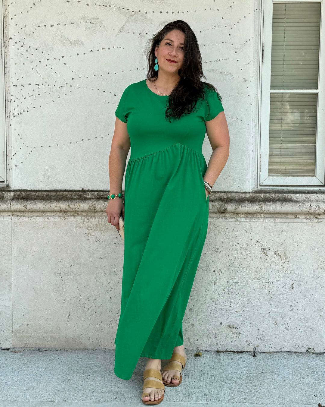 NORAH maxi dress in Leaf Green Elegantees NORAH maxi dress in Leaf Green Elegantees