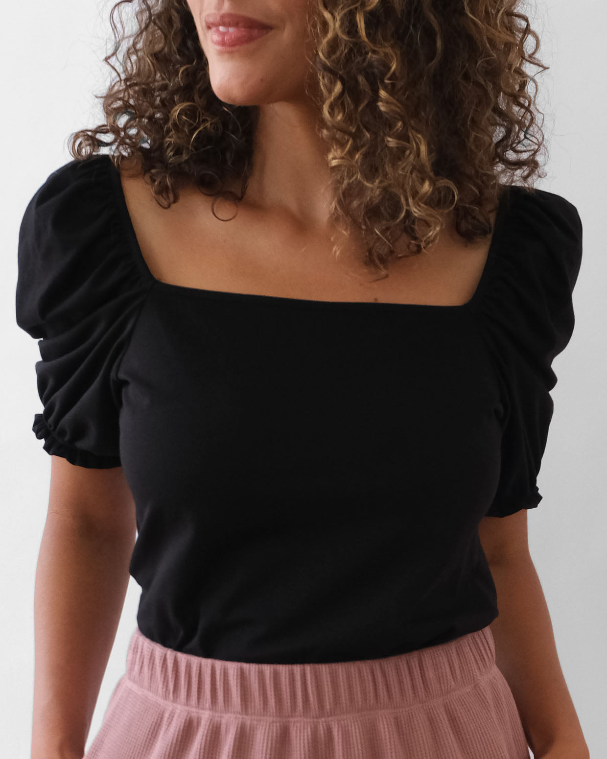 PETUNIA top in Black