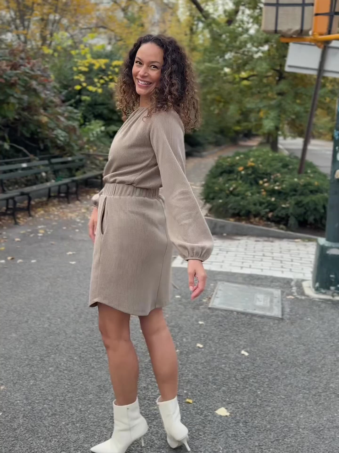 VIVIAN waffle knit top in Taupe Grey