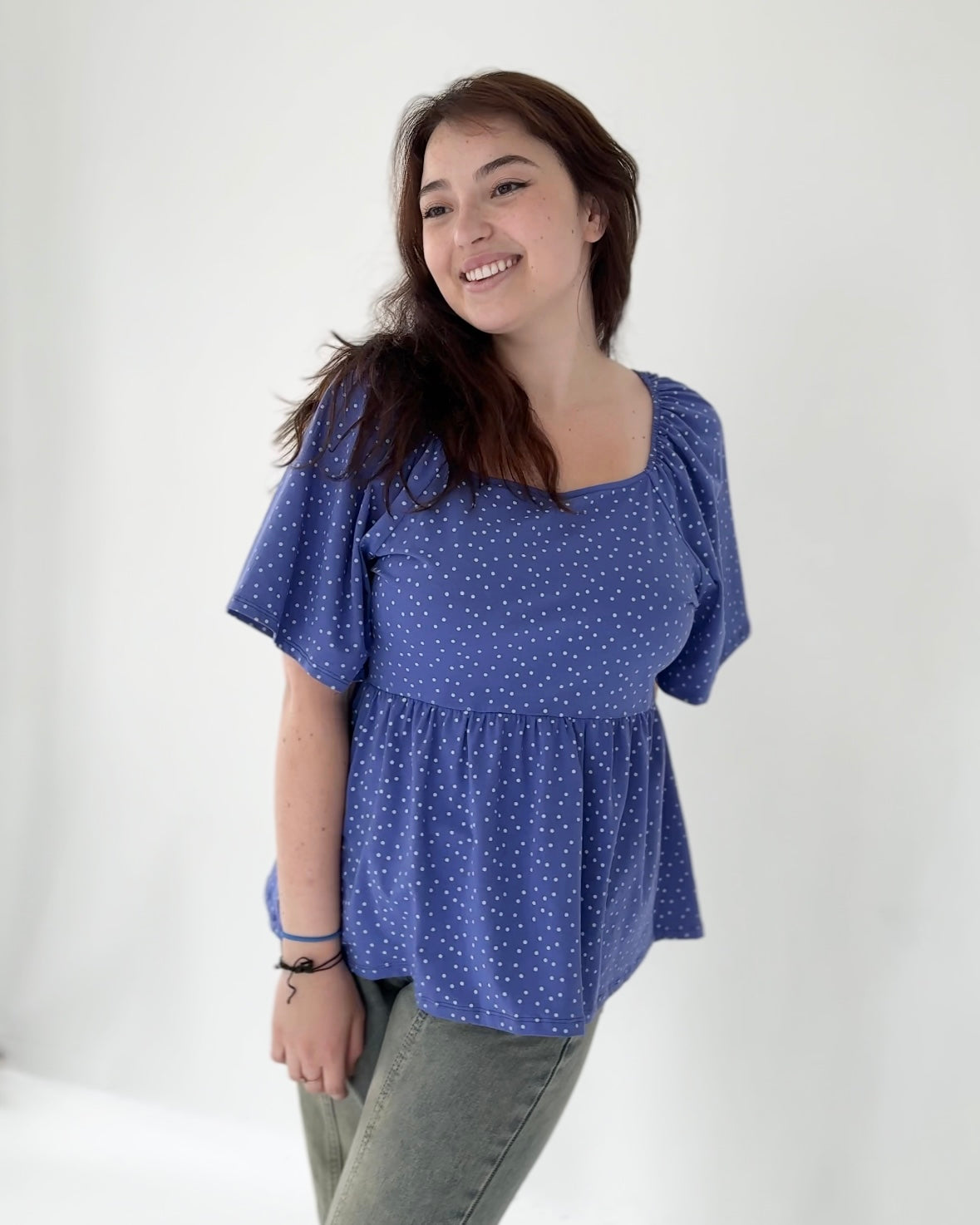 HIBISCUS polka dot top in Iris Bloom/White