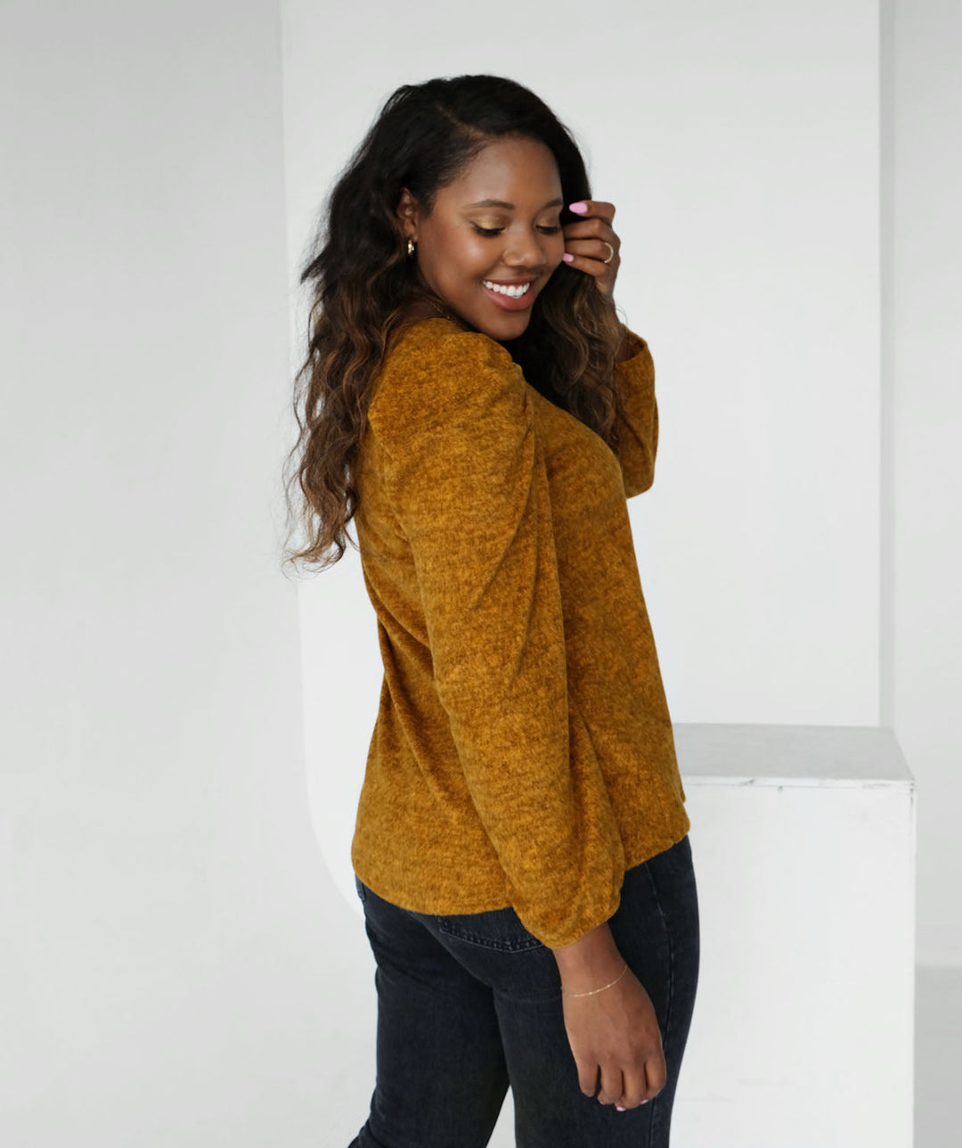 BINITA brushed sweater top in Mustard
