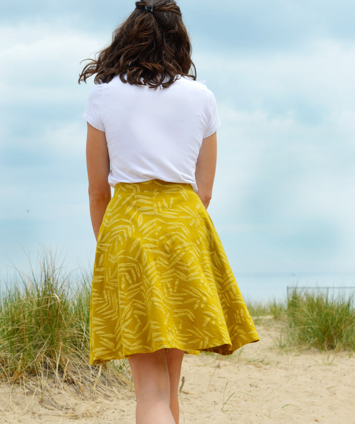 FIESTA palm print skirt in Golden Fern