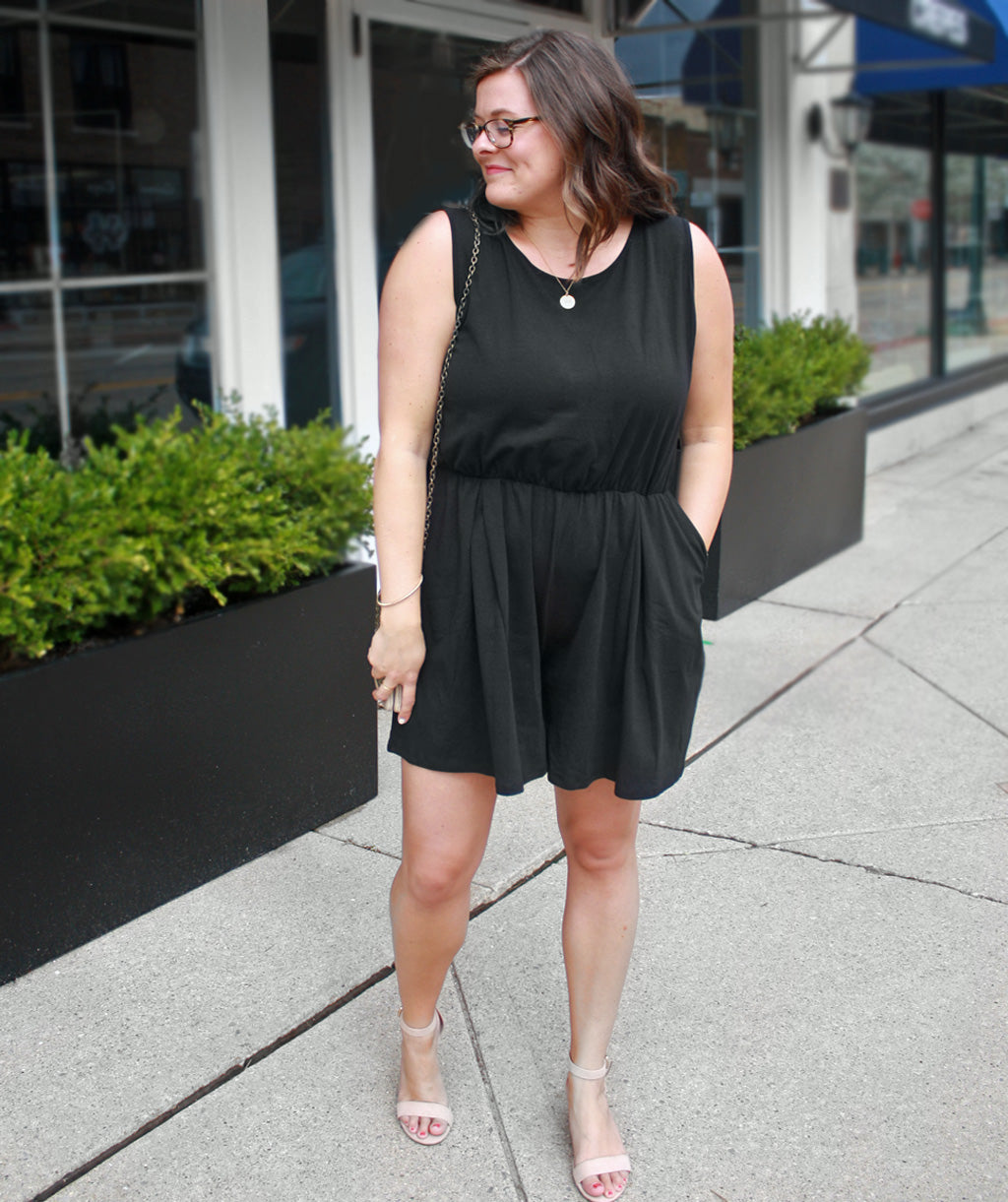 MAYA flowy romper in Black Elegantees MAYA flowy romper in Black Elegantees
