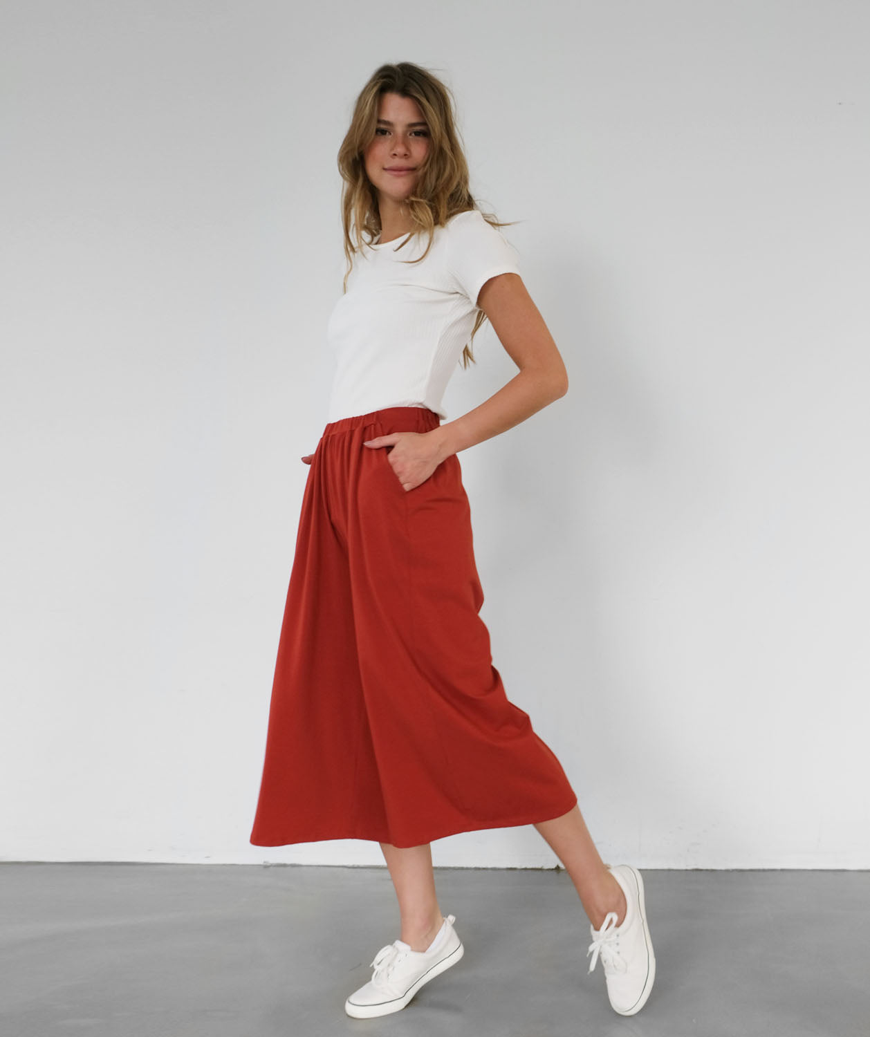 MOANA cropped pants in Rust