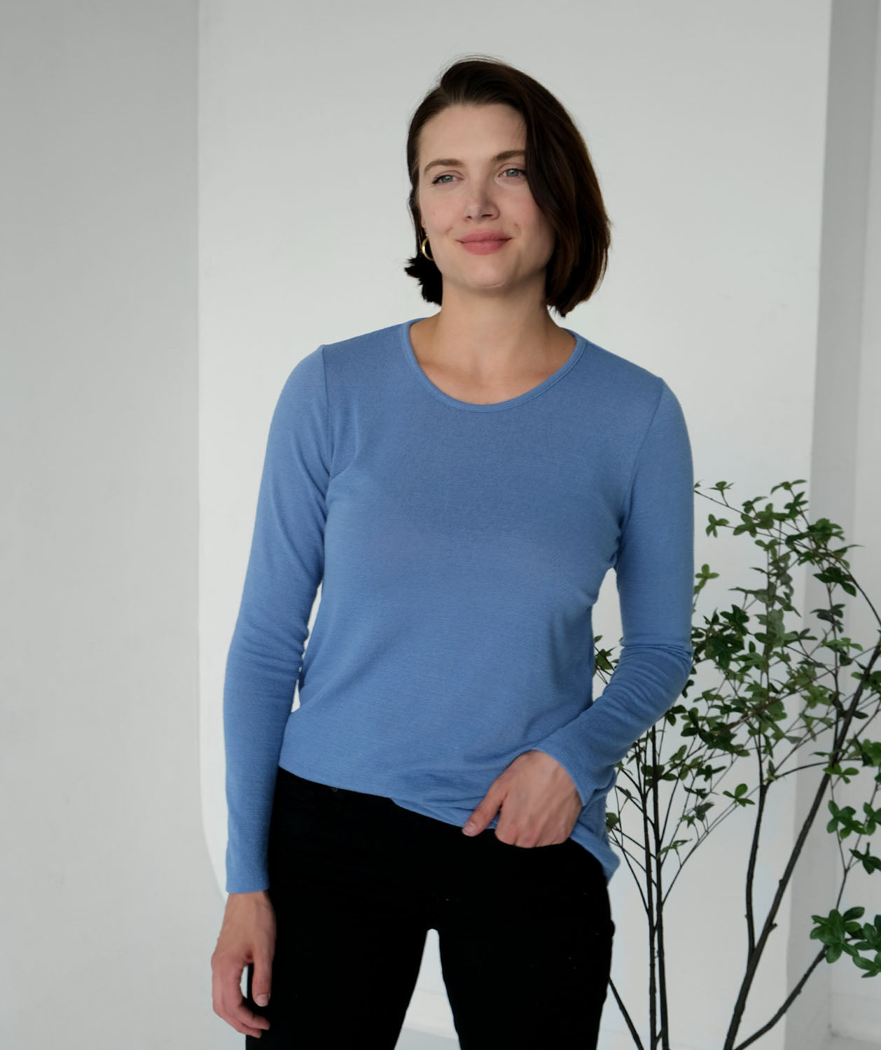 WINSLOW lightweight sweater top in Sky Blue