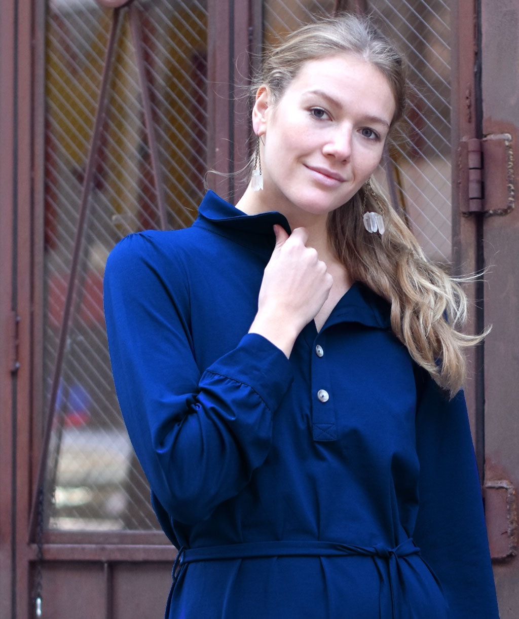 The MEGAN dress in Navy Peony