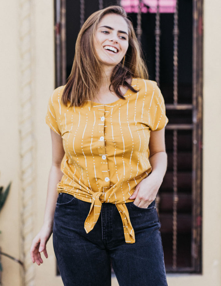 TERRA printed shirt in Mustard/White