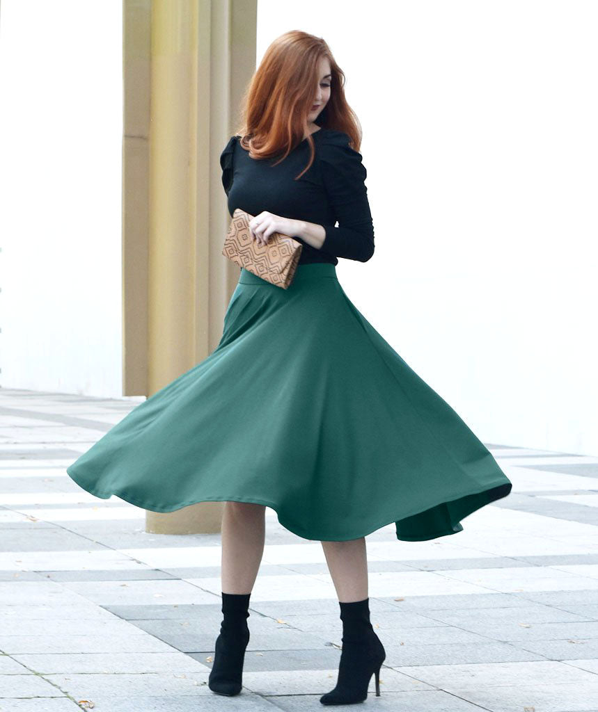 The MALALA midi skirt in Pine