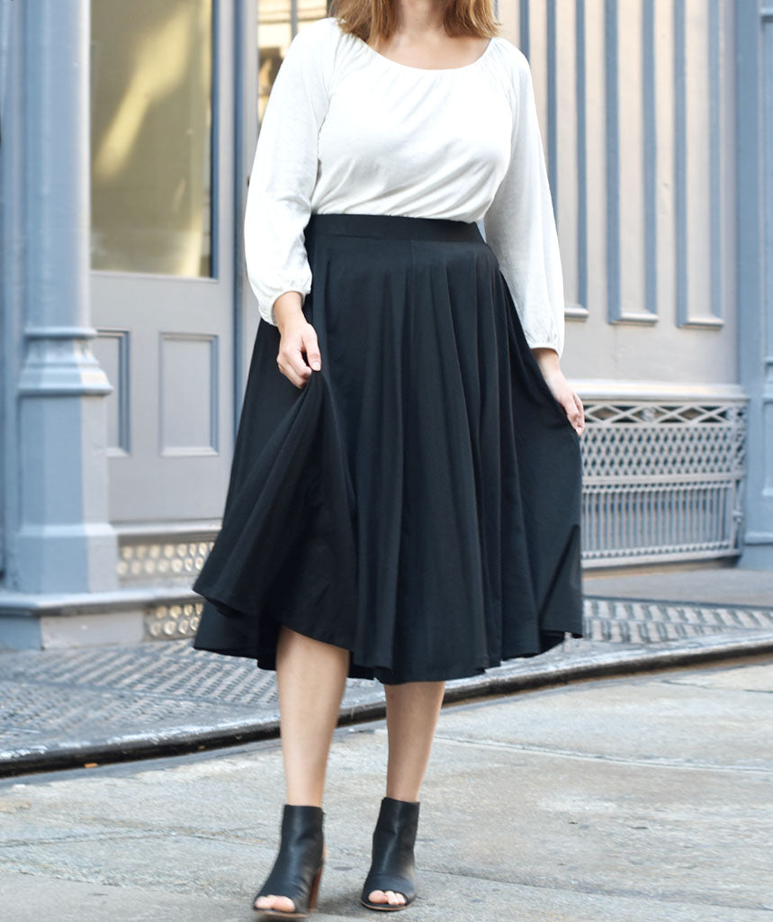 The MALALA midi skirt in Black