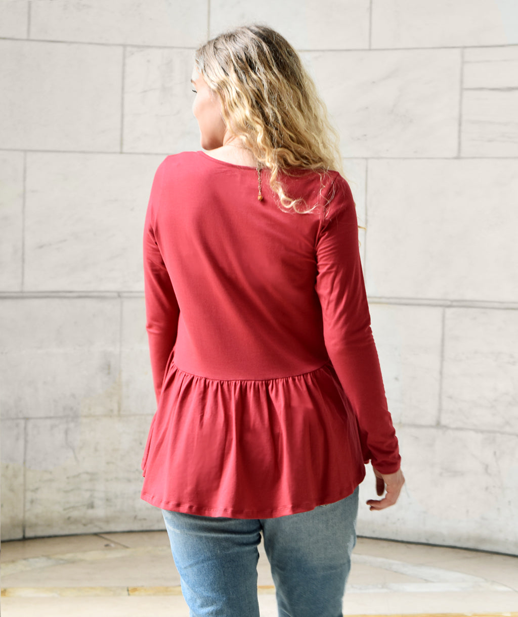 The WINTOUR top in Auburn Red